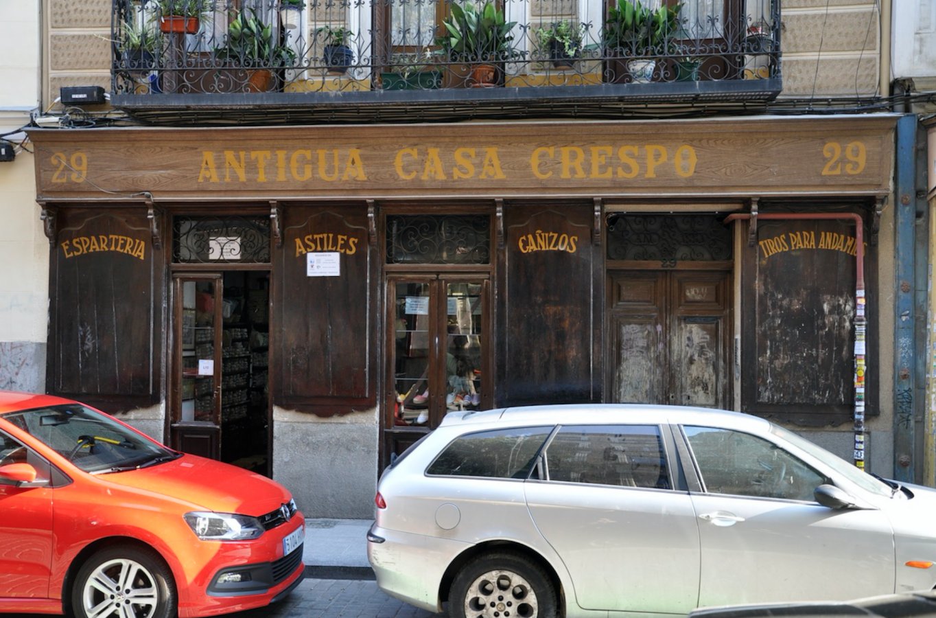 Alpargater a Antigua Casa Crespo